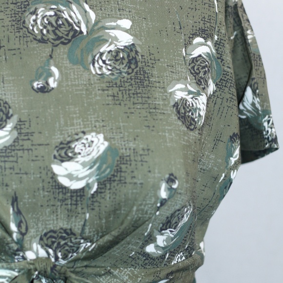 Green Floral Dress - Picture 4 of 10